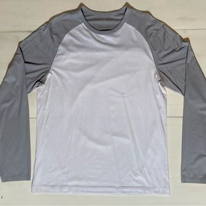 Fundamental Crew Neck Tee Long Sleeve Size Medium